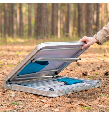 Mesa plegable regulable en altura con 2 taburetes 2