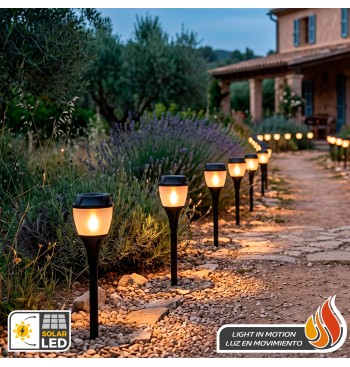 Luz LED solar para jardín con estaca 2
