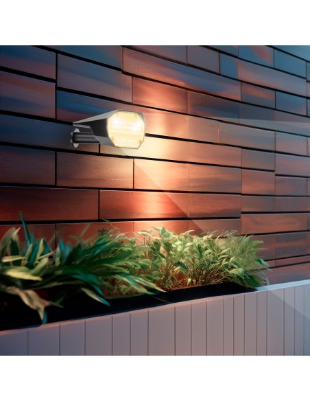 Pack 6 balizas solares LED multicolor 8x11x37 cm
